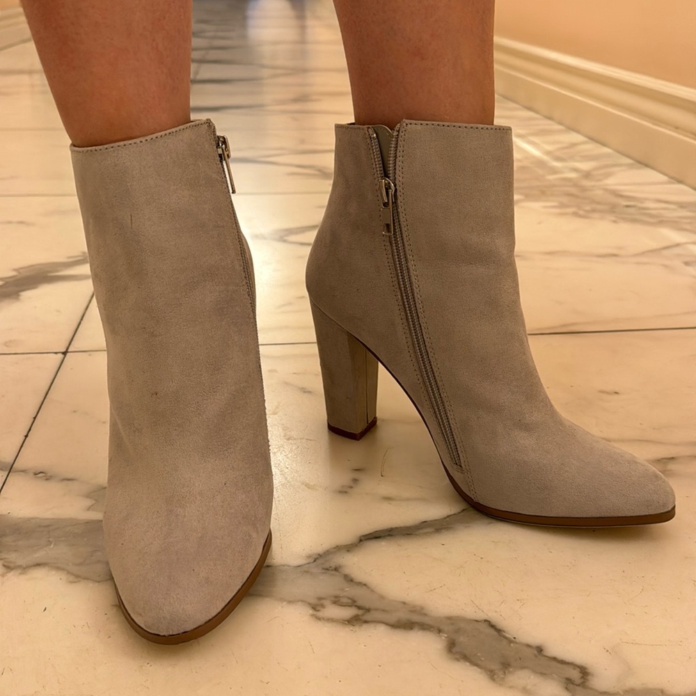 Gray suede  boots